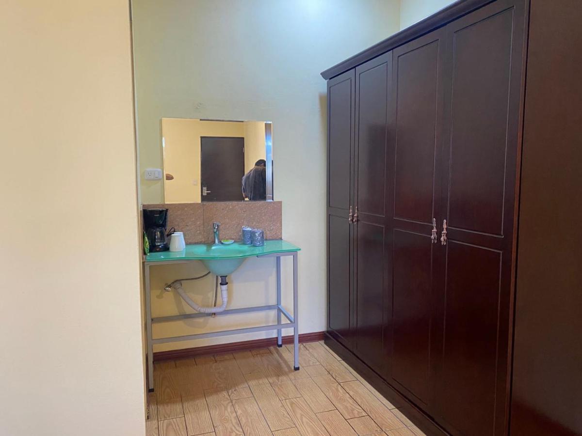 Villa Garita Inn Bagian luar foto
